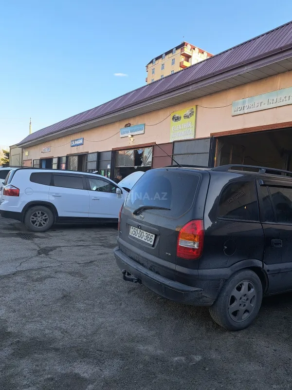 Satılır obyekt 1000 m²