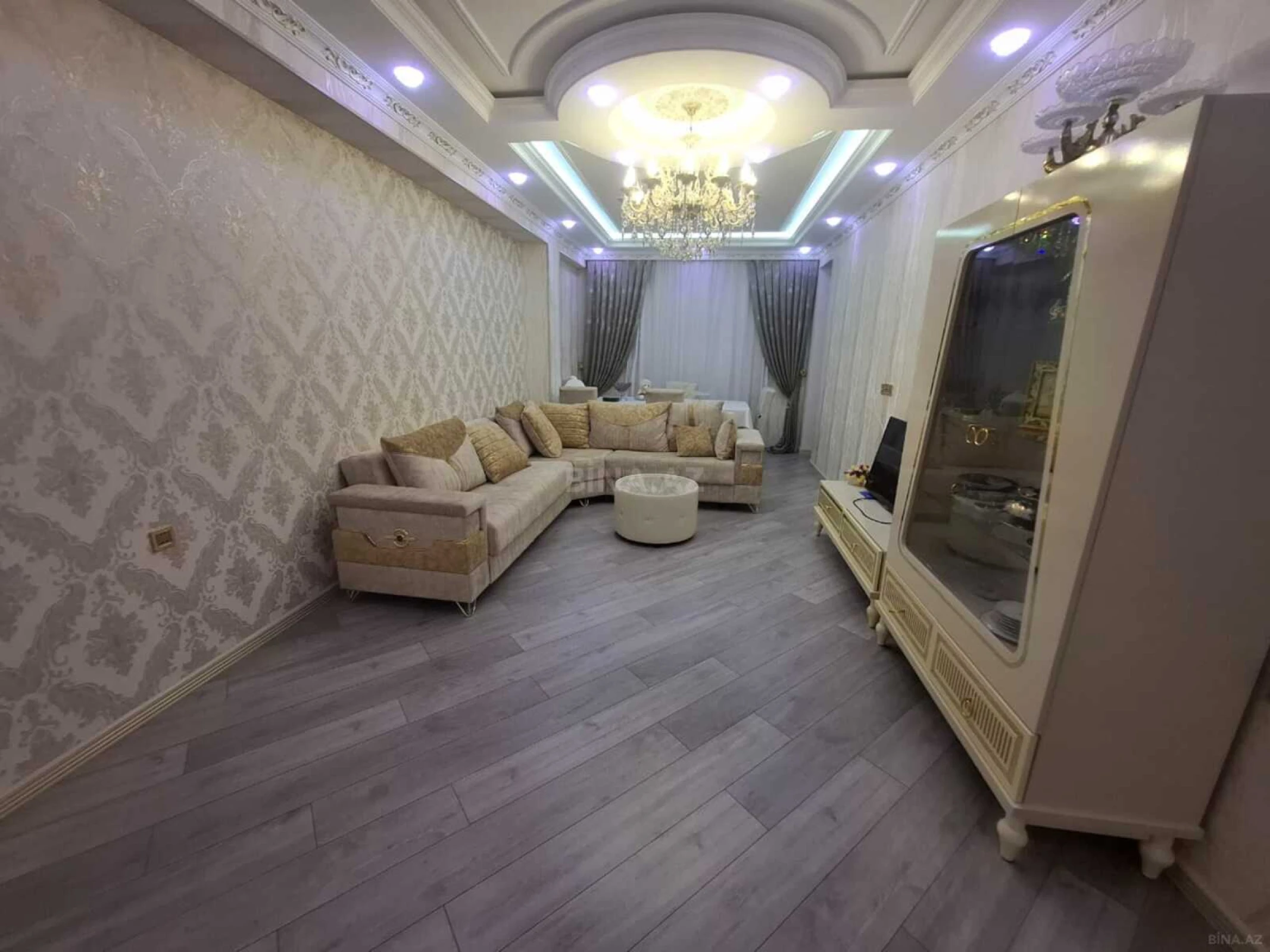 Satılır 3 otaqlı mənzil 100 m²
