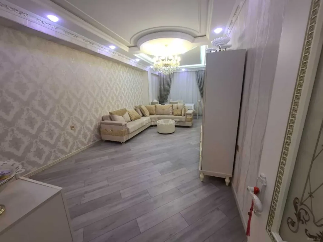 Satılır 3 otaqlı mənzil 100 m²