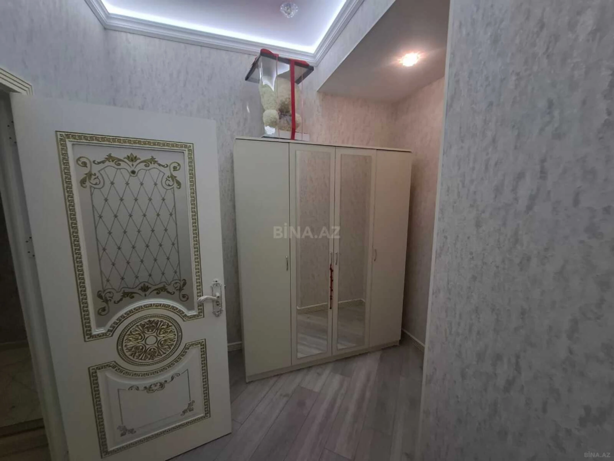 Satılır 3 otaqlı mənzil 100 m²