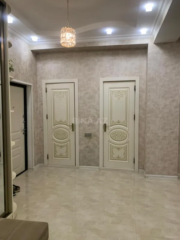 Satılır 3 otaqlı mənzil 112.4 m²