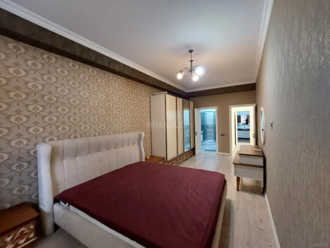 Kirayə verilir 3 otaqlı mənzil 170 m²