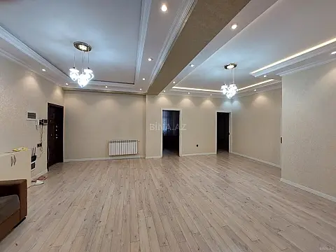 Kirayə verilir 3 otaqlı mənzil 170 m²