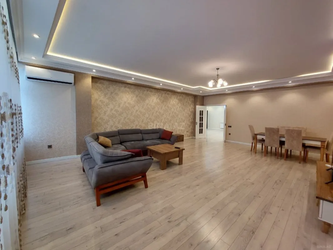 Kirayə verilir 3 otaqlı mənzil 170 m²
