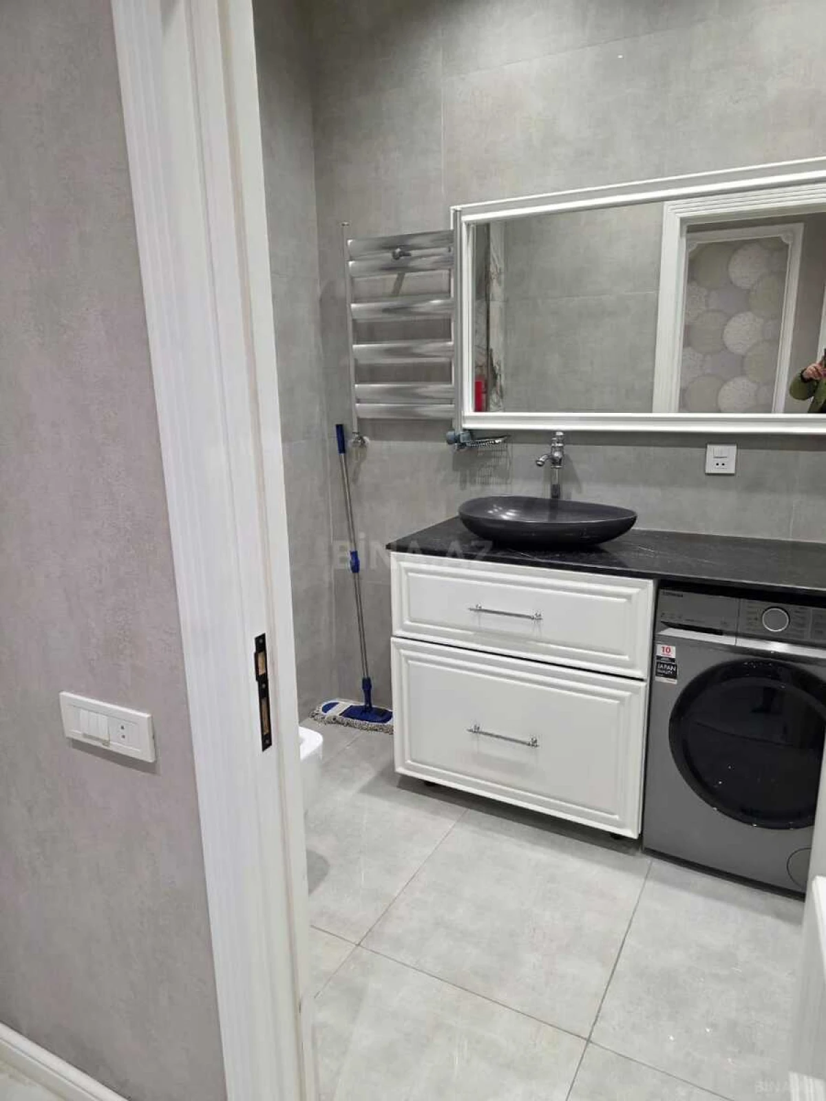 Kirayə verilir 3 otaqlı mənzil 98 m²