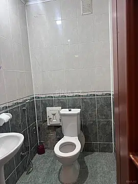 Kirayə verilir 3 otaqlı mənzil 140 m²