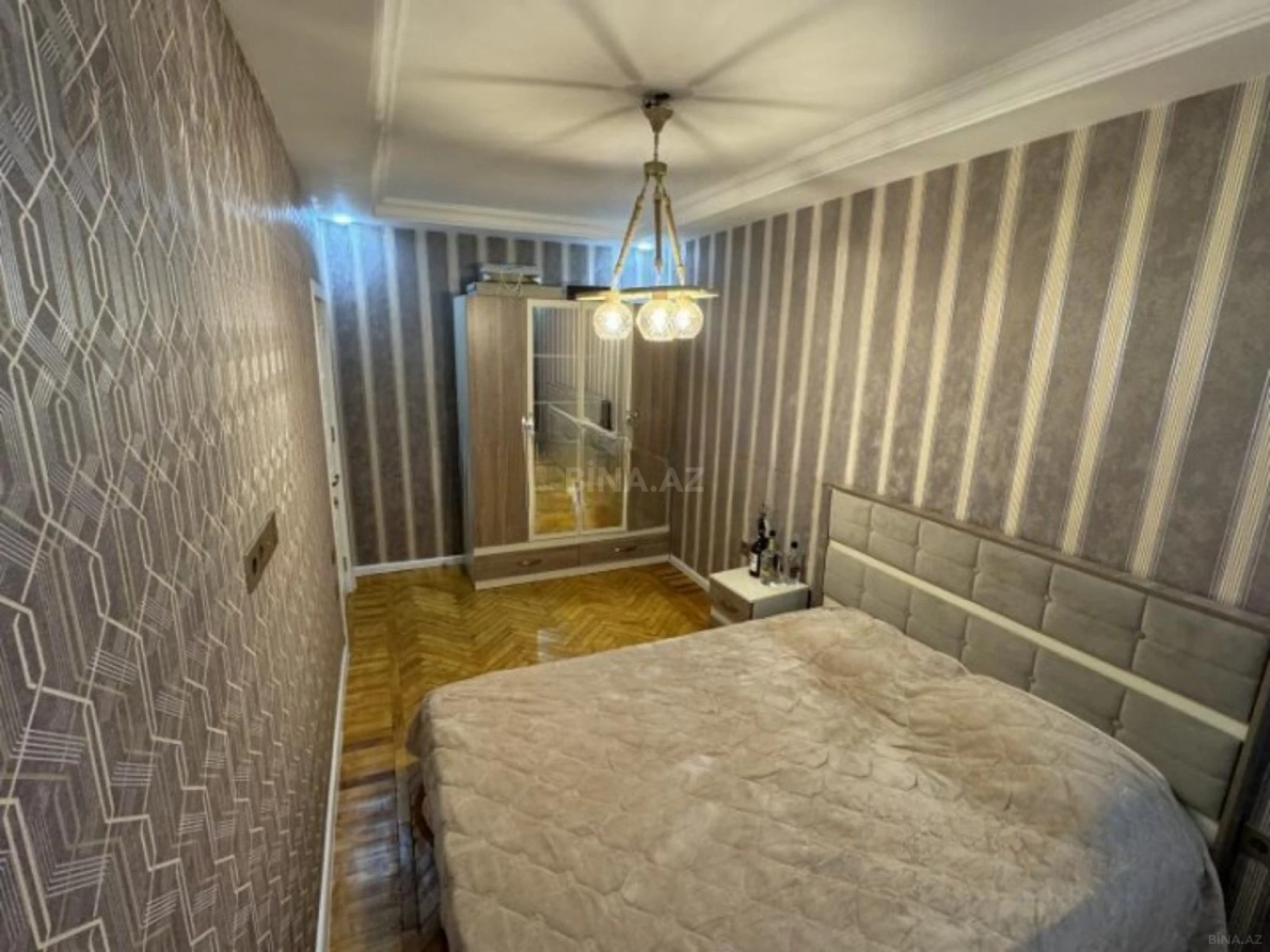 Kirayə verilir 4 otaqlı mənzil 120 m²