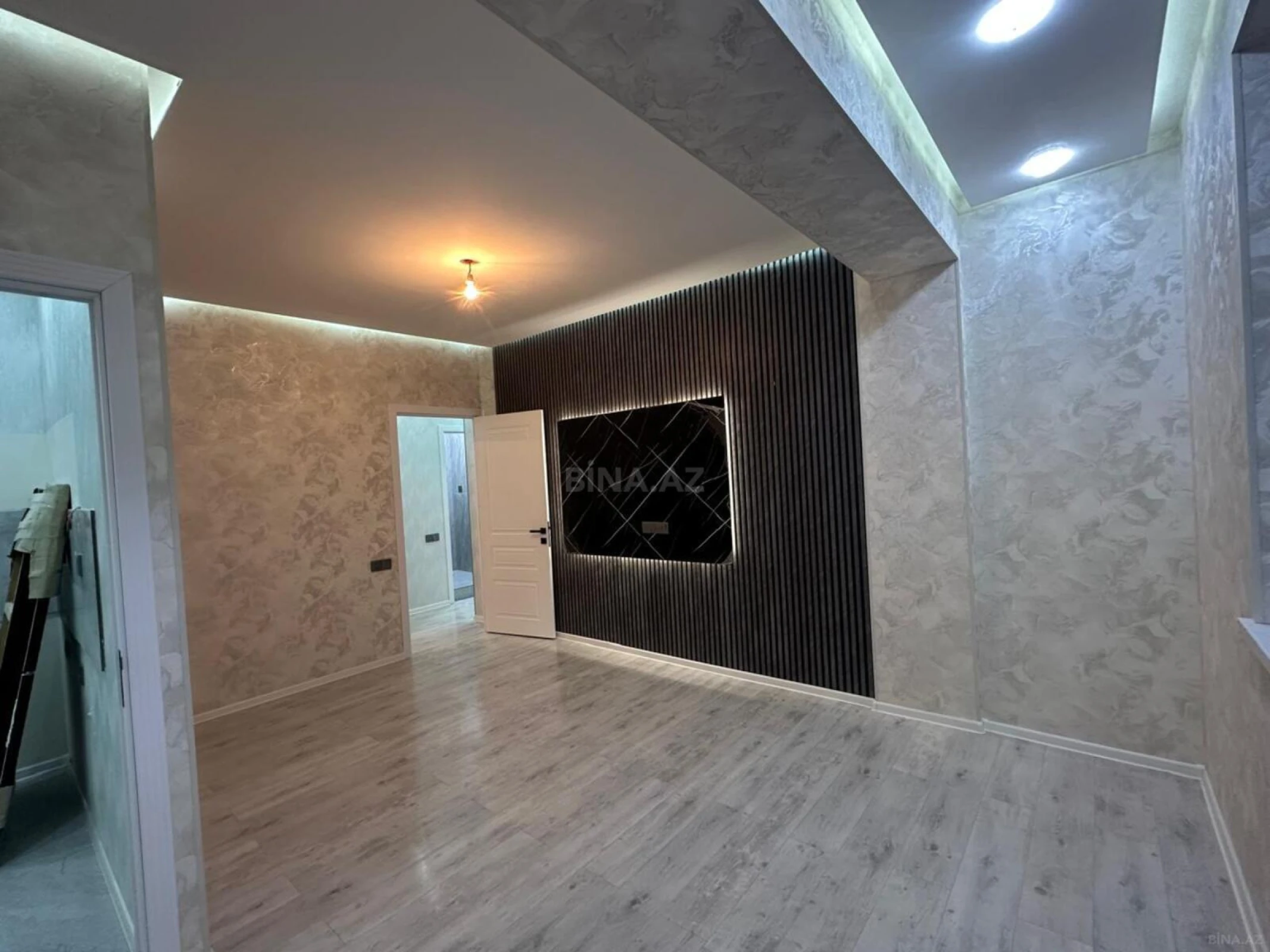 Satılır 2 otaqlı mənzil 53 m²
