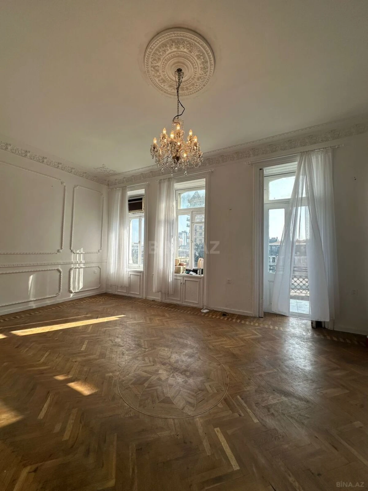 Kirayə verilir 2 otaqlı ofis 45 m²