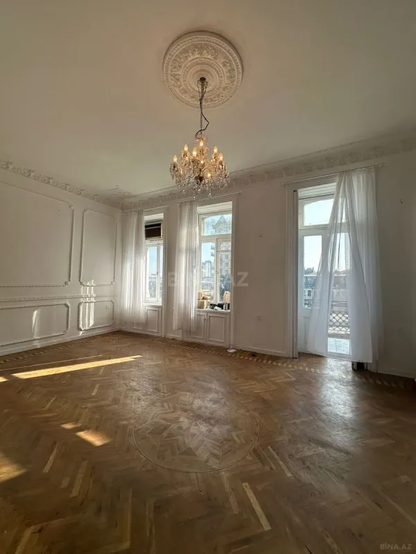 Kirayə verilir 2 otaqlı ofis 45 m²