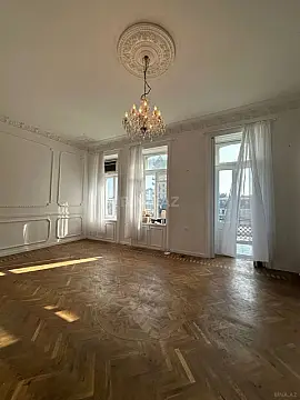 Kirayə verilir 2 otaqlı ofis 45 m² — Bakı, Sahil qəs. 2 otaq 45.00 m²