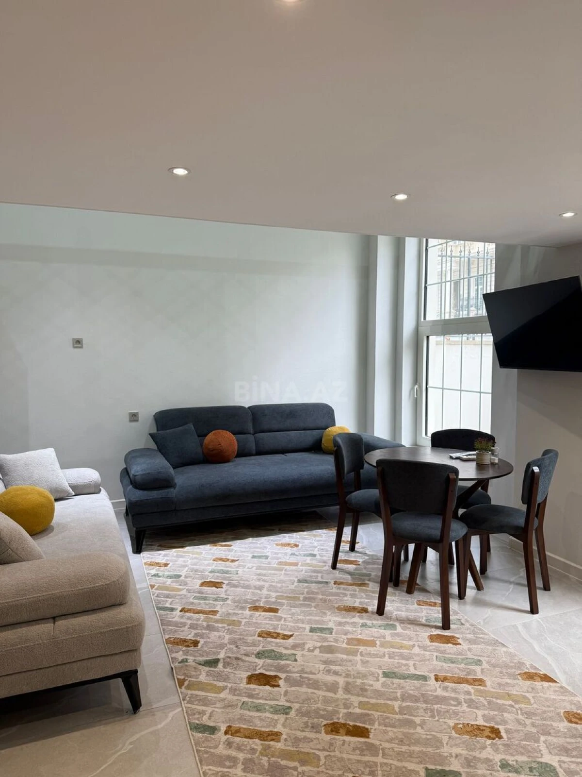 Kirayə verilir 1 otaqlı mənzil 55 m²