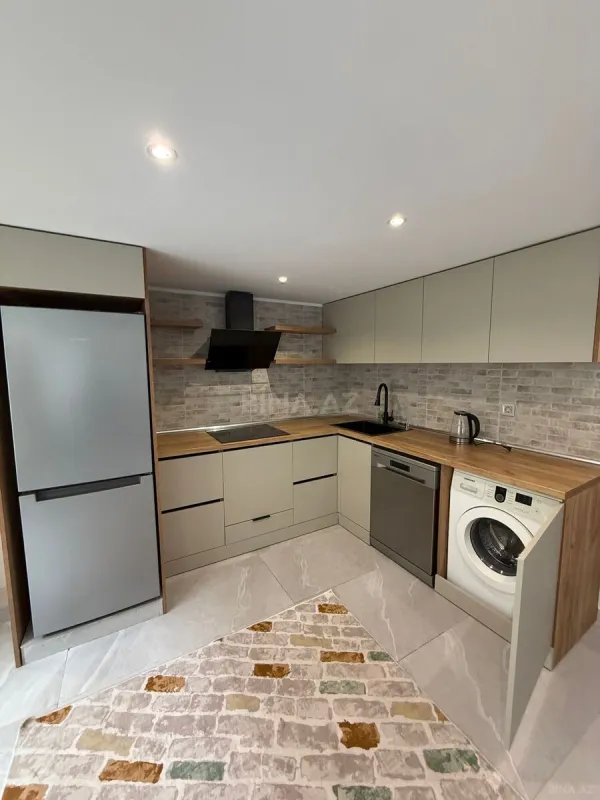 Kirayə verilir 1 otaqlı mənzil 55 m²