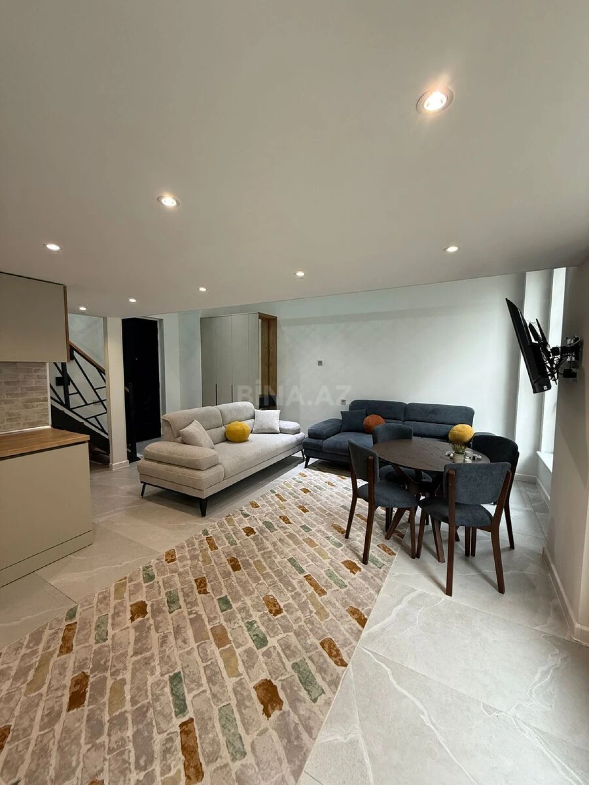 Kirayə verilir 1 otaqlı mənzil 55 m²