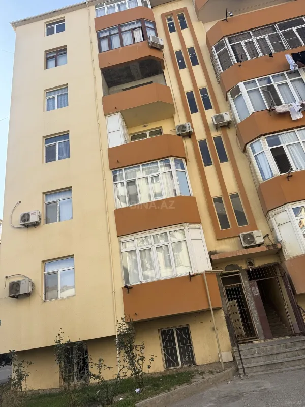 Satılır 3 otaqlı mənzil 57 m²