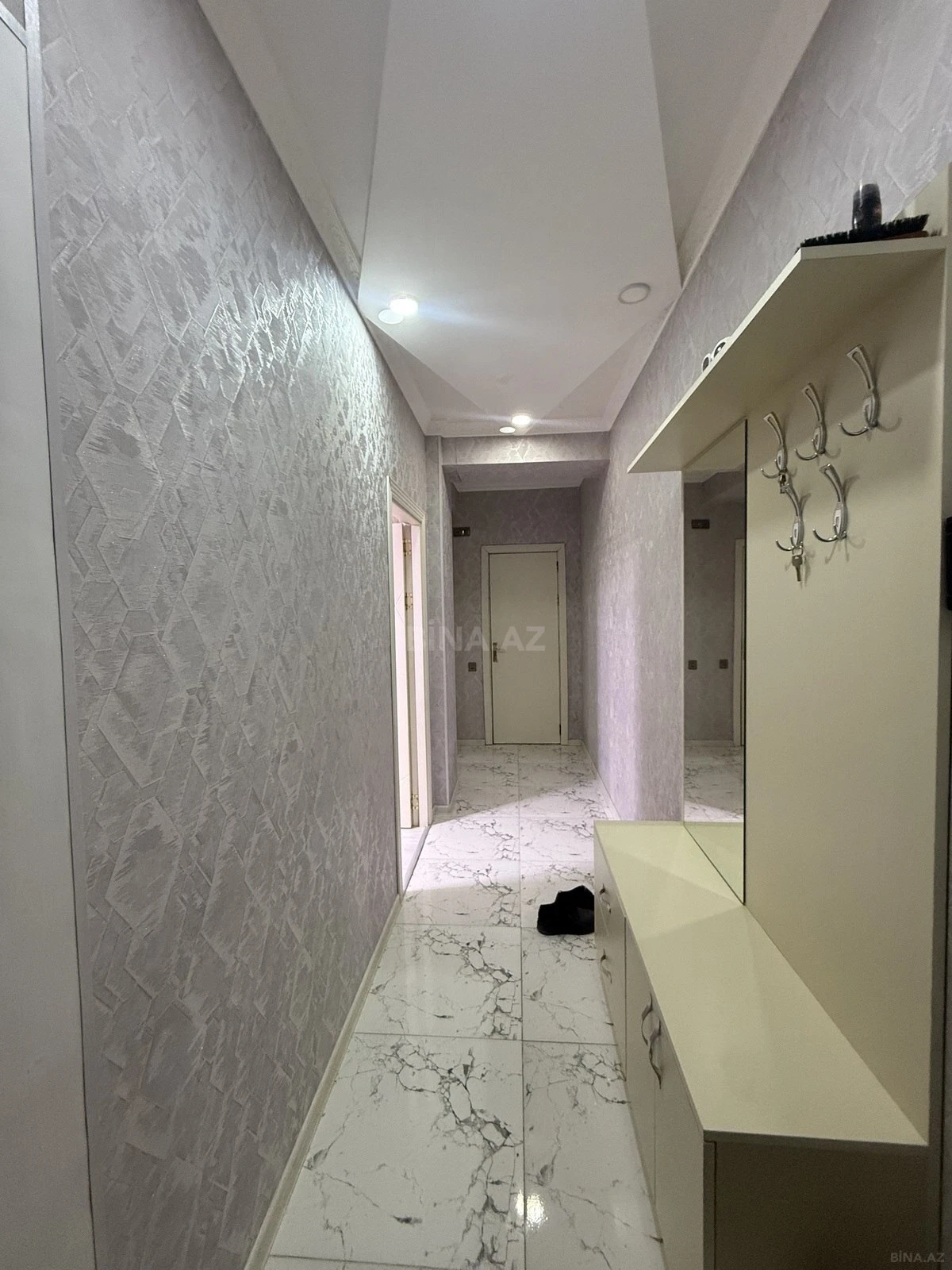 Satılır 3 otaqlı mənzil 57 m²