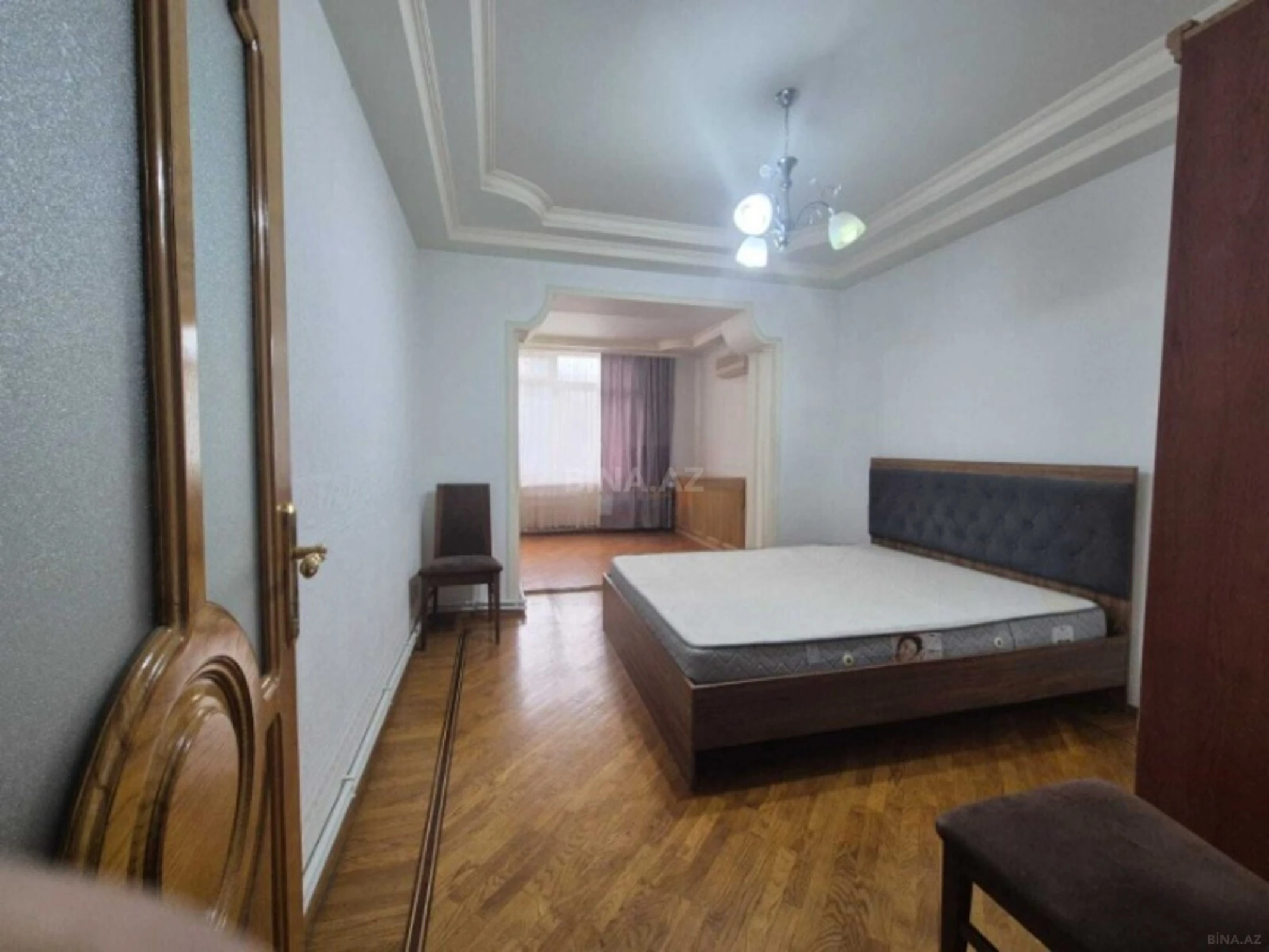 Kirayə verilir 2 otaqlı mənzil 76 m²