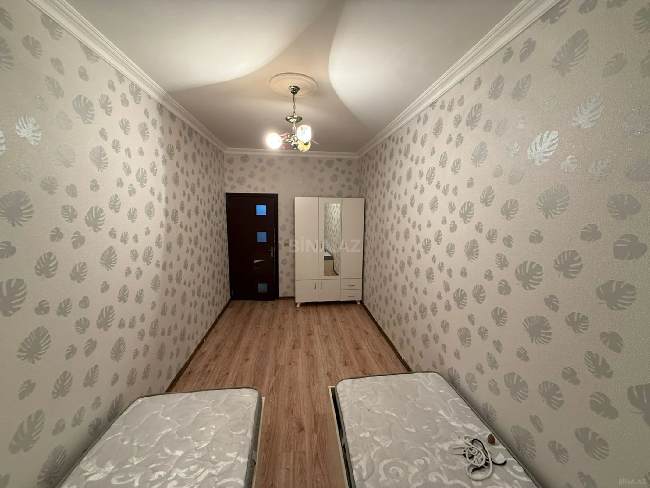 Kirayə verilir 2 otaqlı mənzil 60 m²