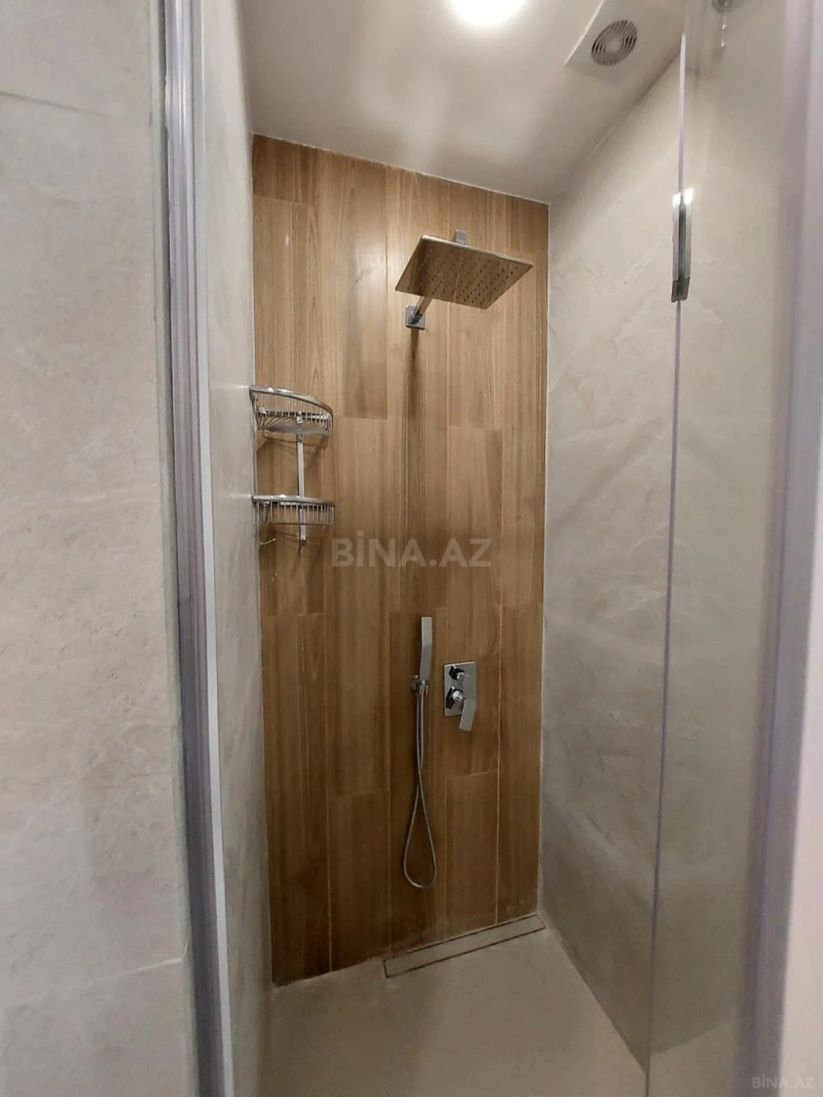 Kirayə verilir 3 otaqlı mənzil 110 m²