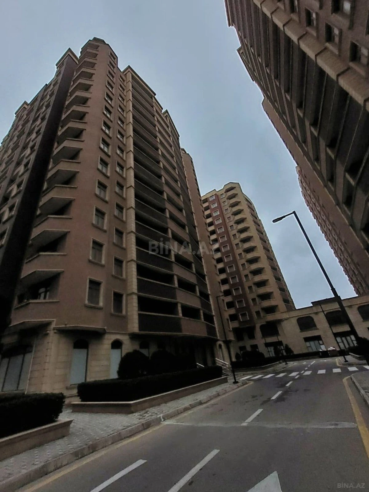 Kirayə verilir 3 otaqlı mənzil 110 m²