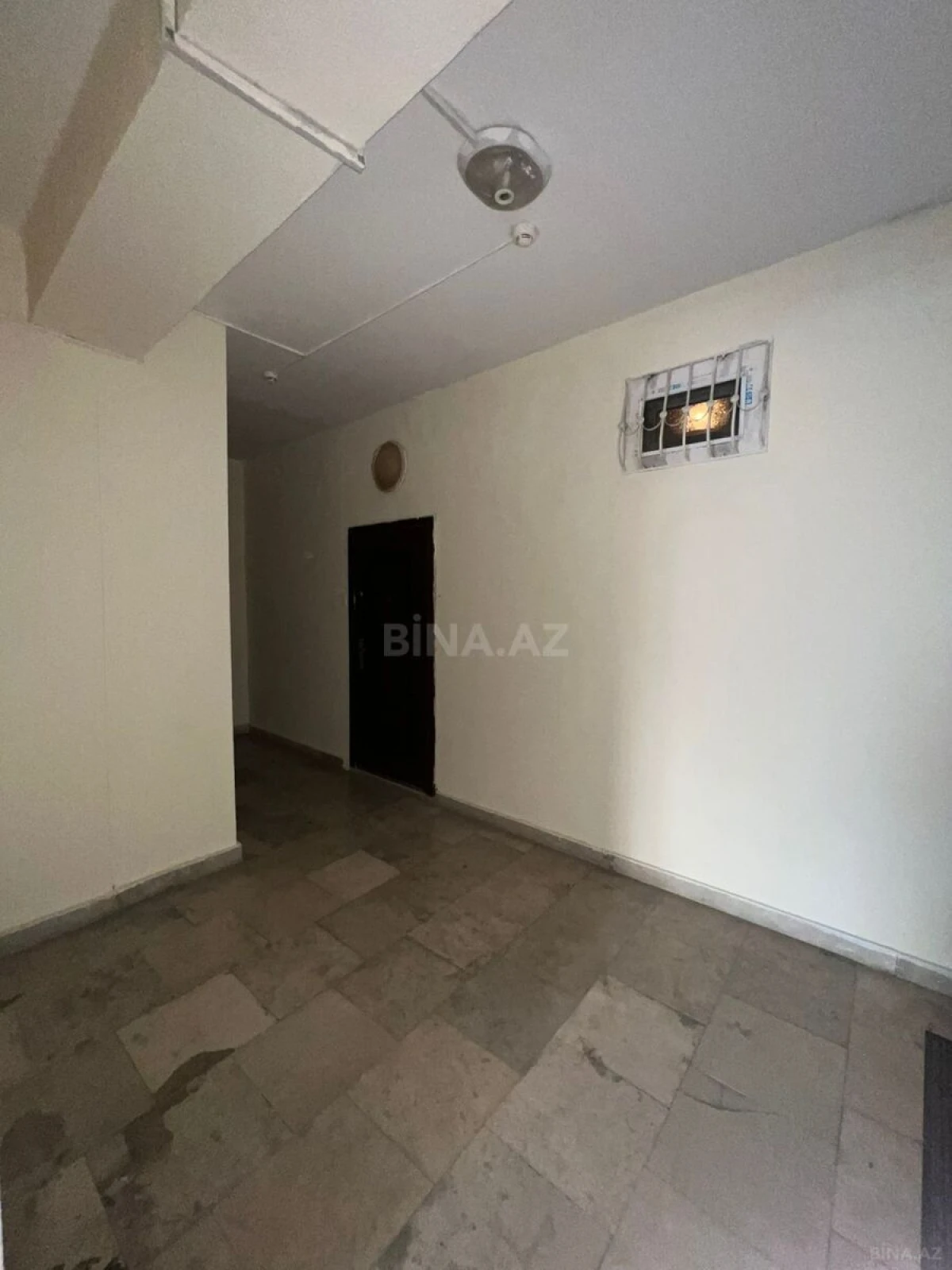 Satılır 2 otaqlı mənzil 70 m²