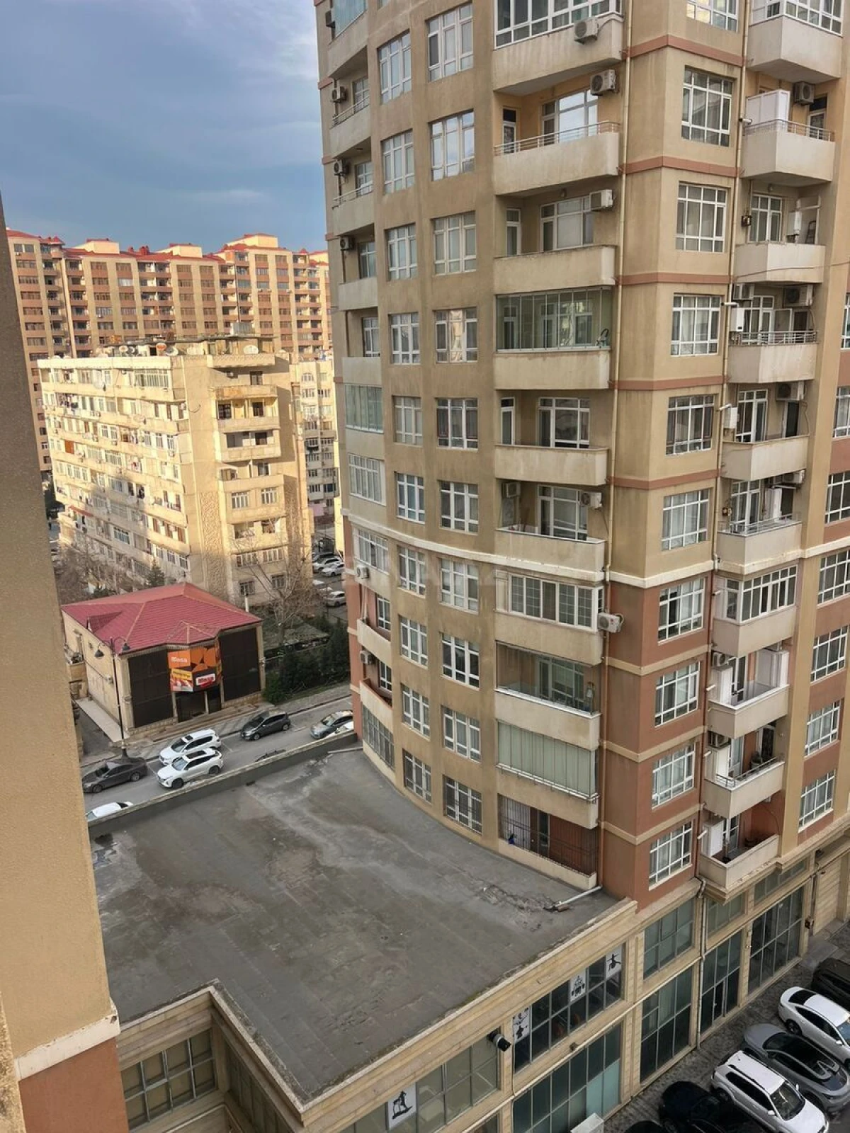 Satılır 2 otaqlı mənzil 70 m²