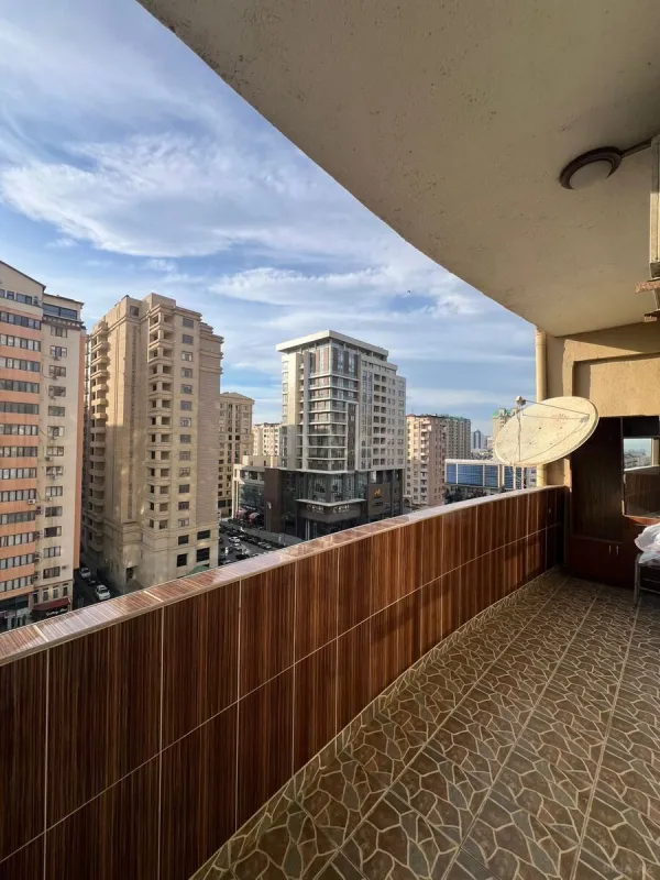 Satılır 2 otaqlı mənzil 70 m²