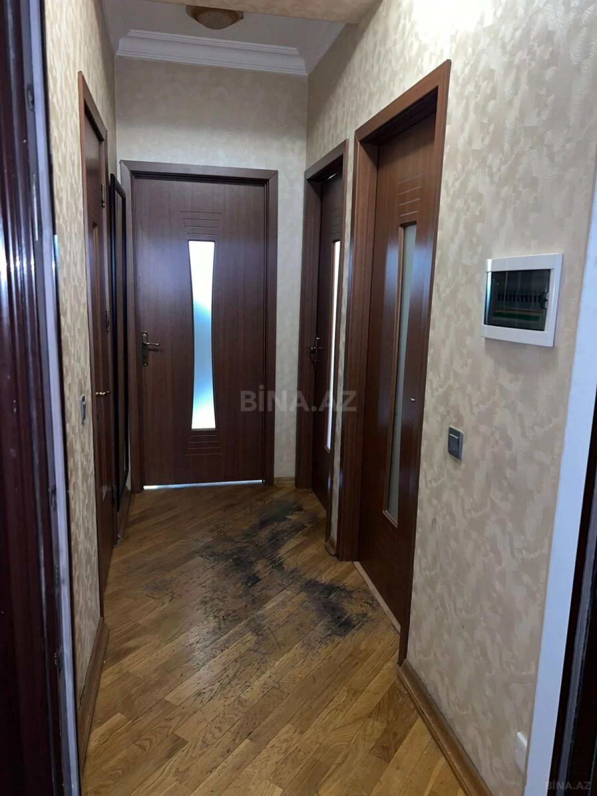 Satılır 2 otaqlı mənzil 70 m²