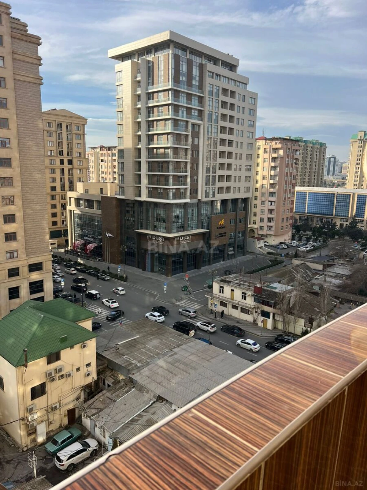 Satılır 2 otaqlı mənzil 70 m²