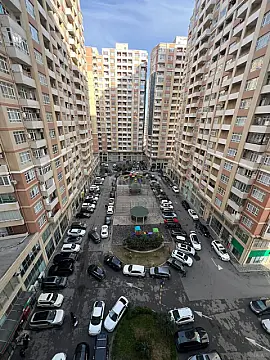 Satılır 2 otaqlı mənzil 70 m²