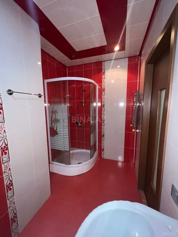 Satılır 2 otaqlı mənzil 70 m²