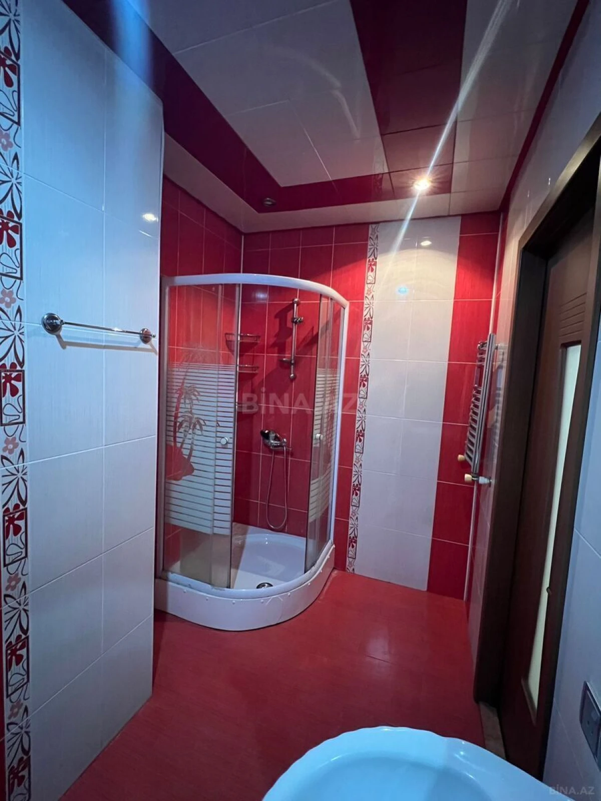 Satılır 2 otaqlı mənzil 70 m²