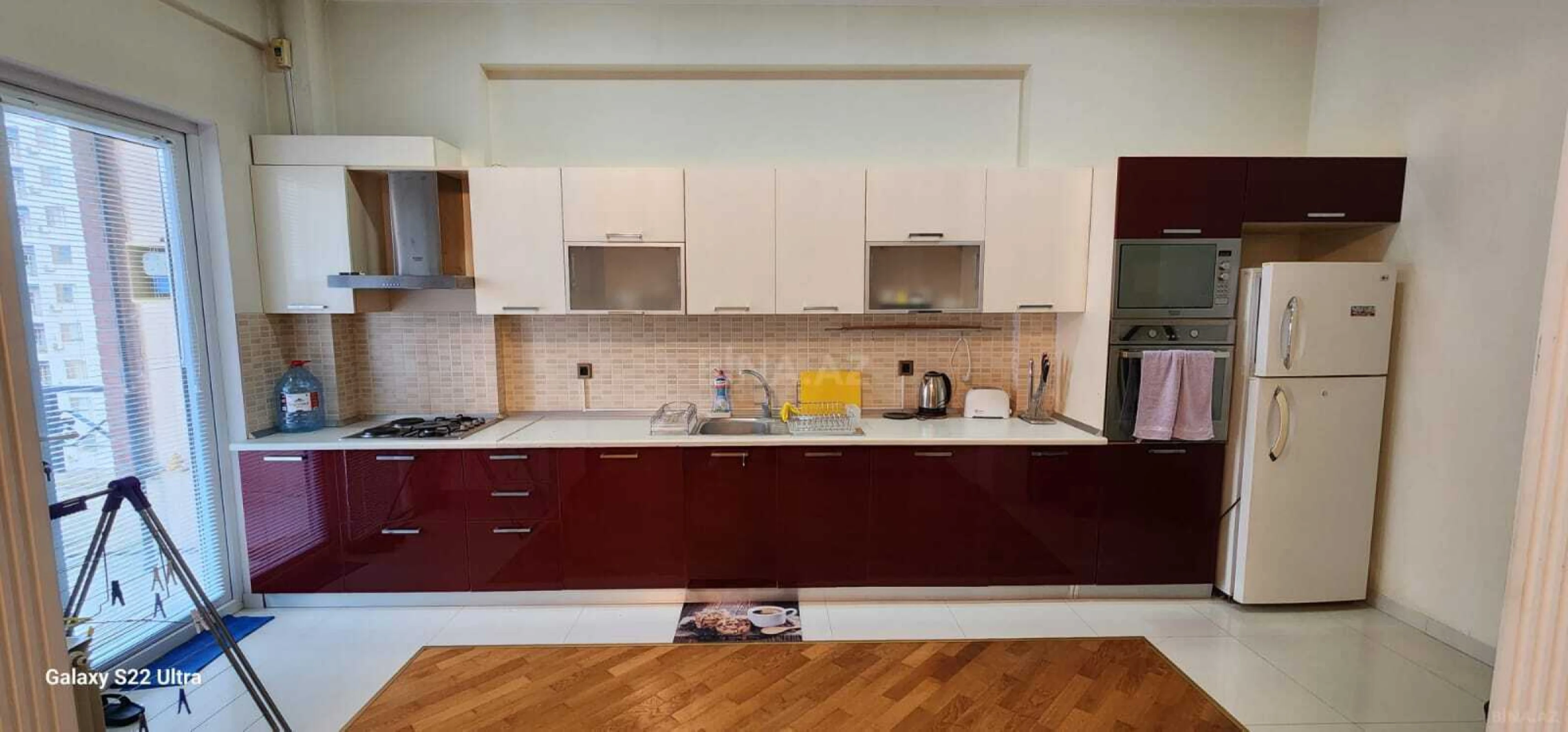 Kirayə verilir 2 otaqlı mənzil 90 m²