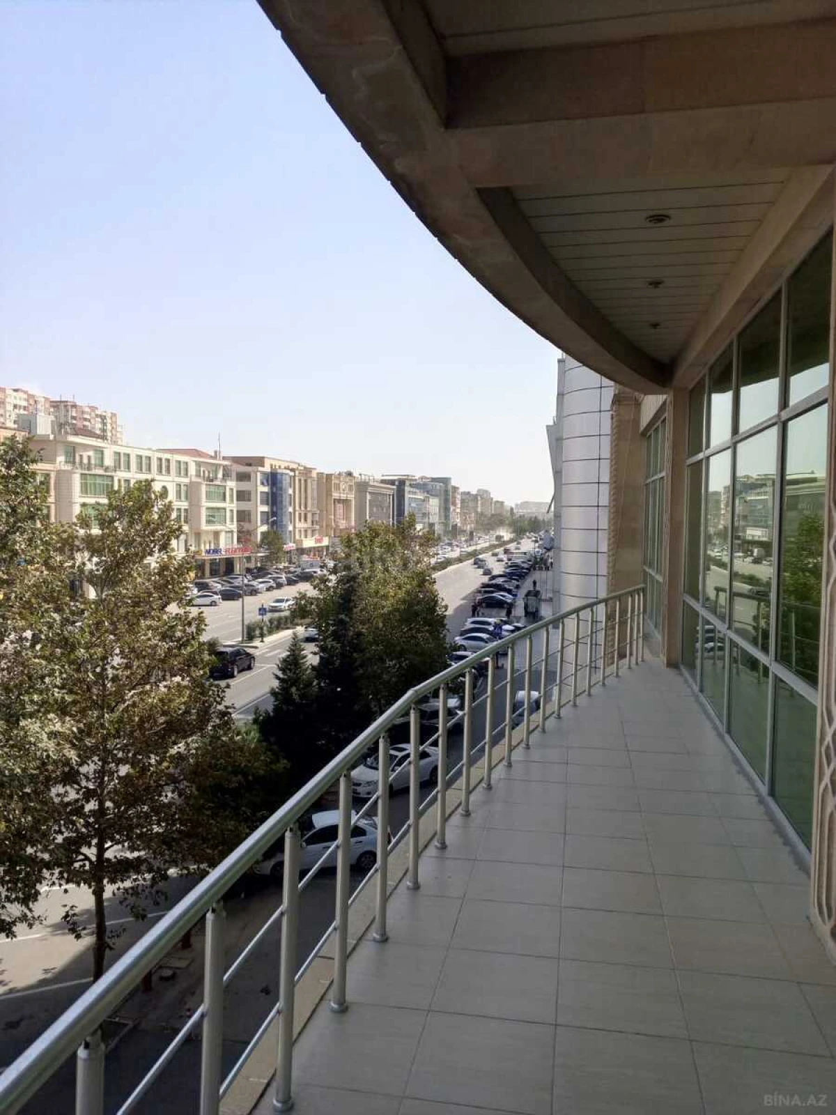 Kirayə verilir 5 otaqlı ofis 220 m²