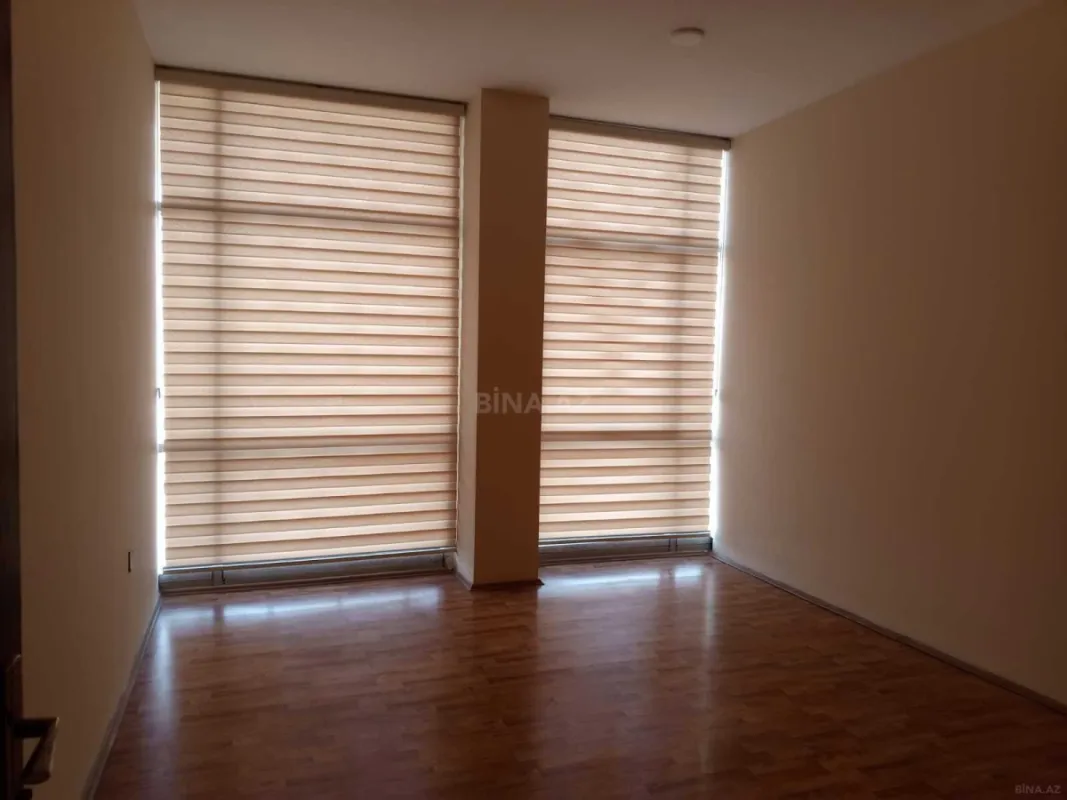 Kirayə verilir 5 otaqlı ofis 220 m²