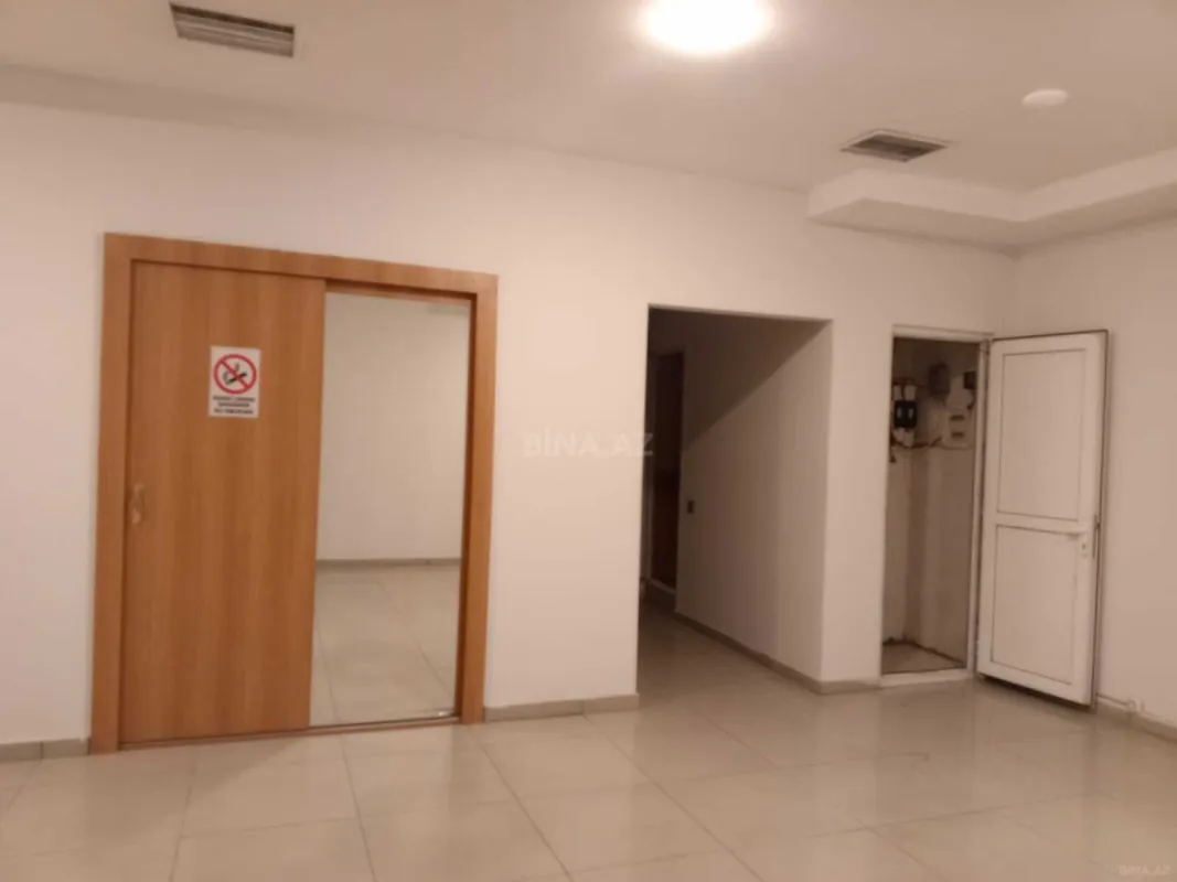 Kirayə verilir 5 otaqlı ofis 220 m²