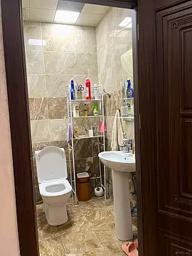 Satılır 3 otaqlı mənzil 110 m²