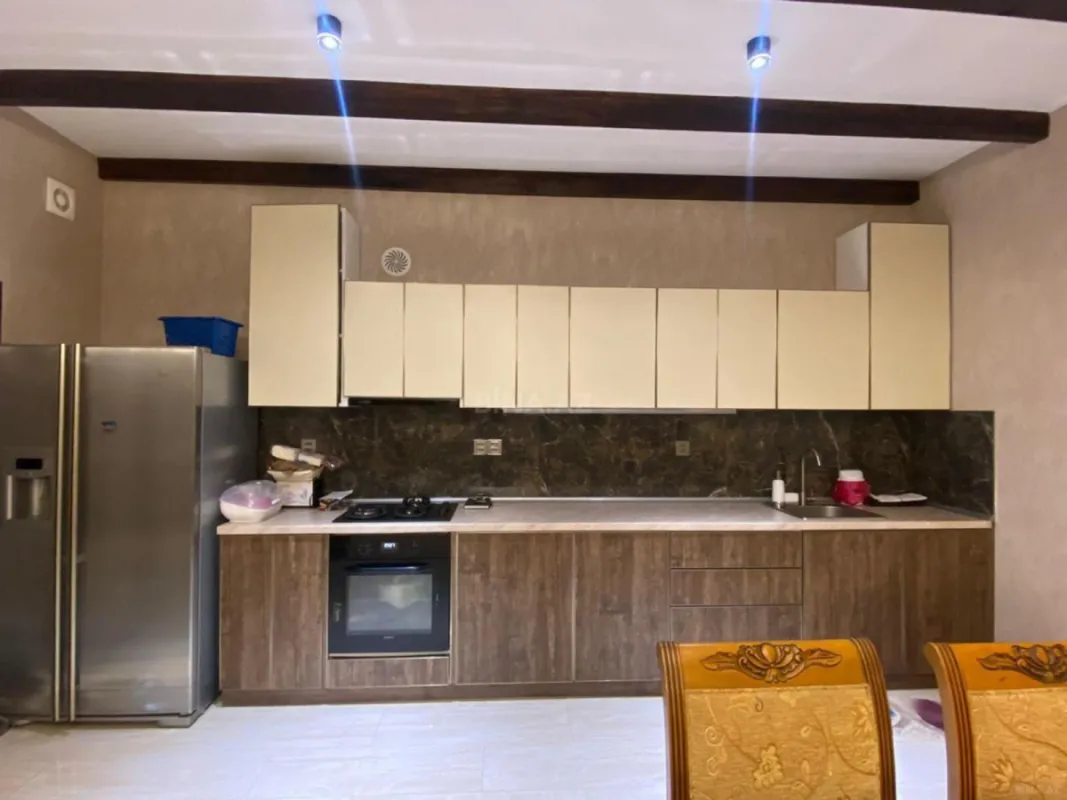 Satılır 6 otaqlı həyət evi 160 m²