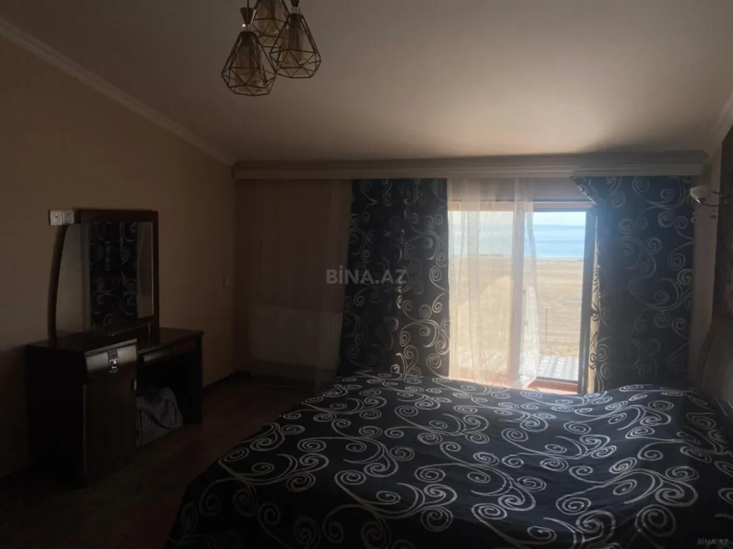 Satılır 6 otaqlı həyət evi 160 m²