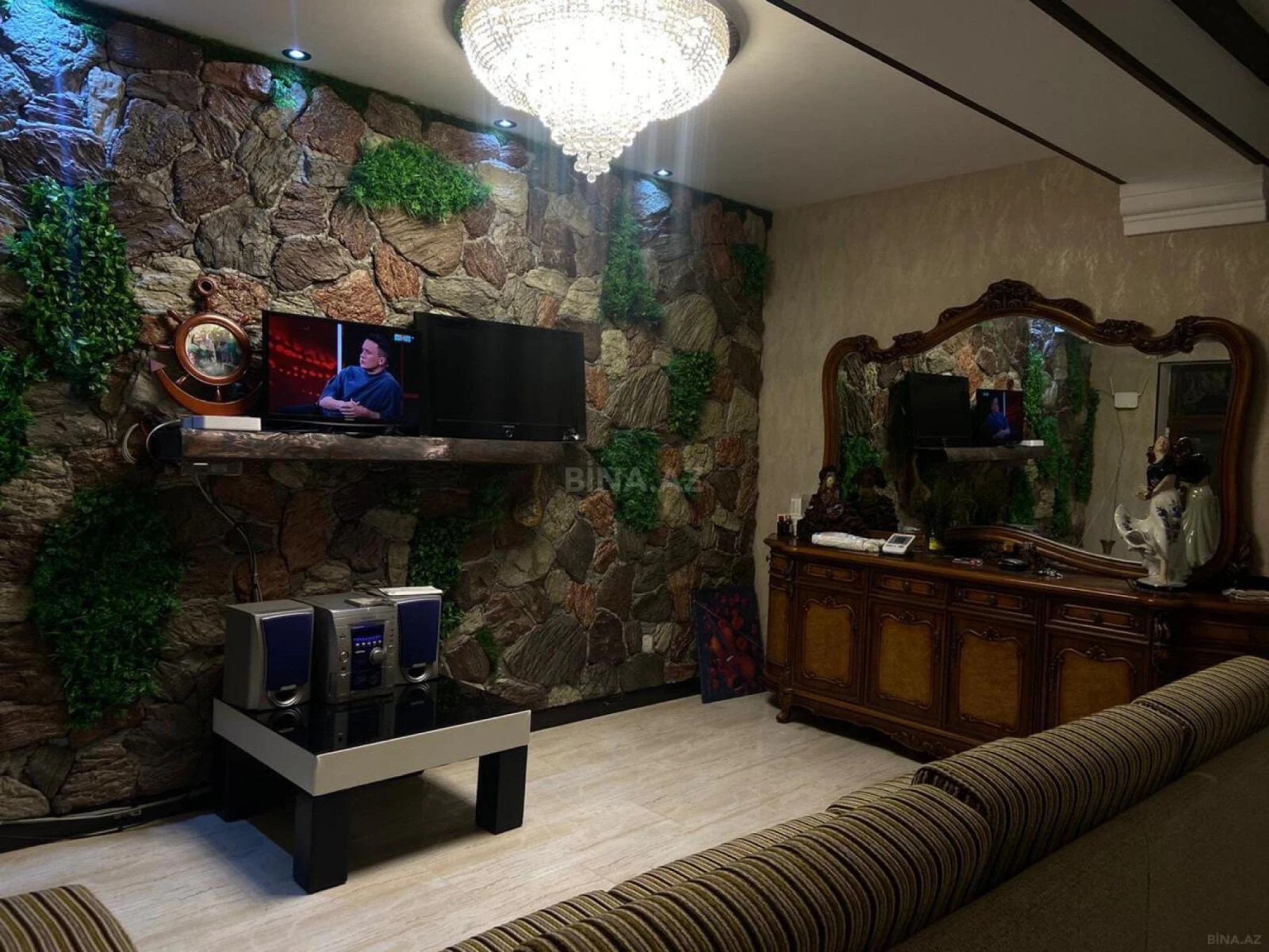 Satılır 6 otaqlı həyət evi 160 m²