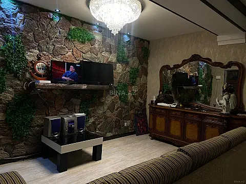 Satılır 6 otaqlı həyət evi 160 m²