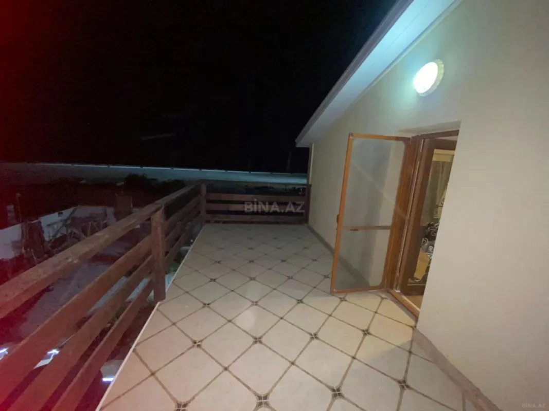 Satılır 6 otaqlı həyət evi 160 m²