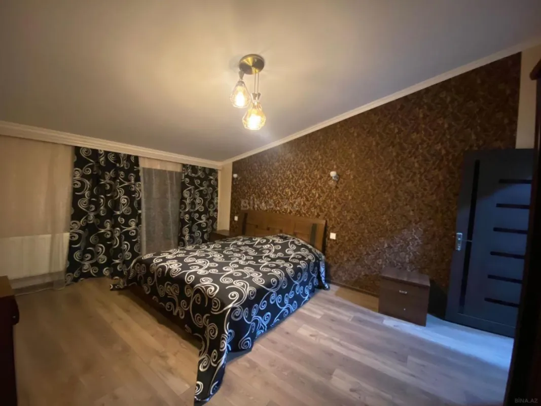 Satılır 6 otaqlı həyət evi 160 m²
