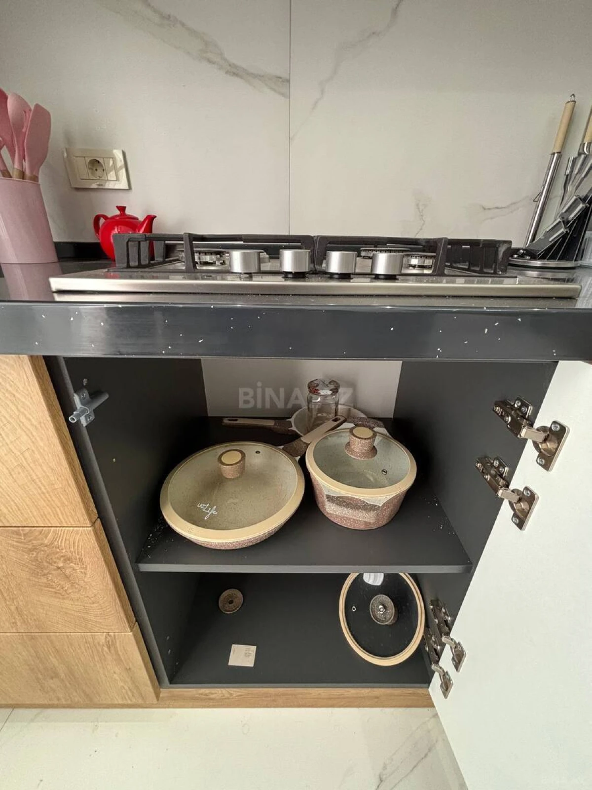 Kirayə verilir 3 otaqlı mənzil 130 m²