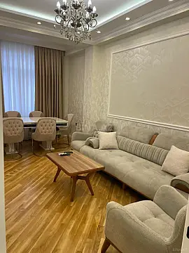 Kirayə verilir 2 otaqlı mənzil 95 m² — Bakı 2 otaq 95.00 m²