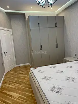 Kirayə verilir 2 otaqlı mənzil 95 m²