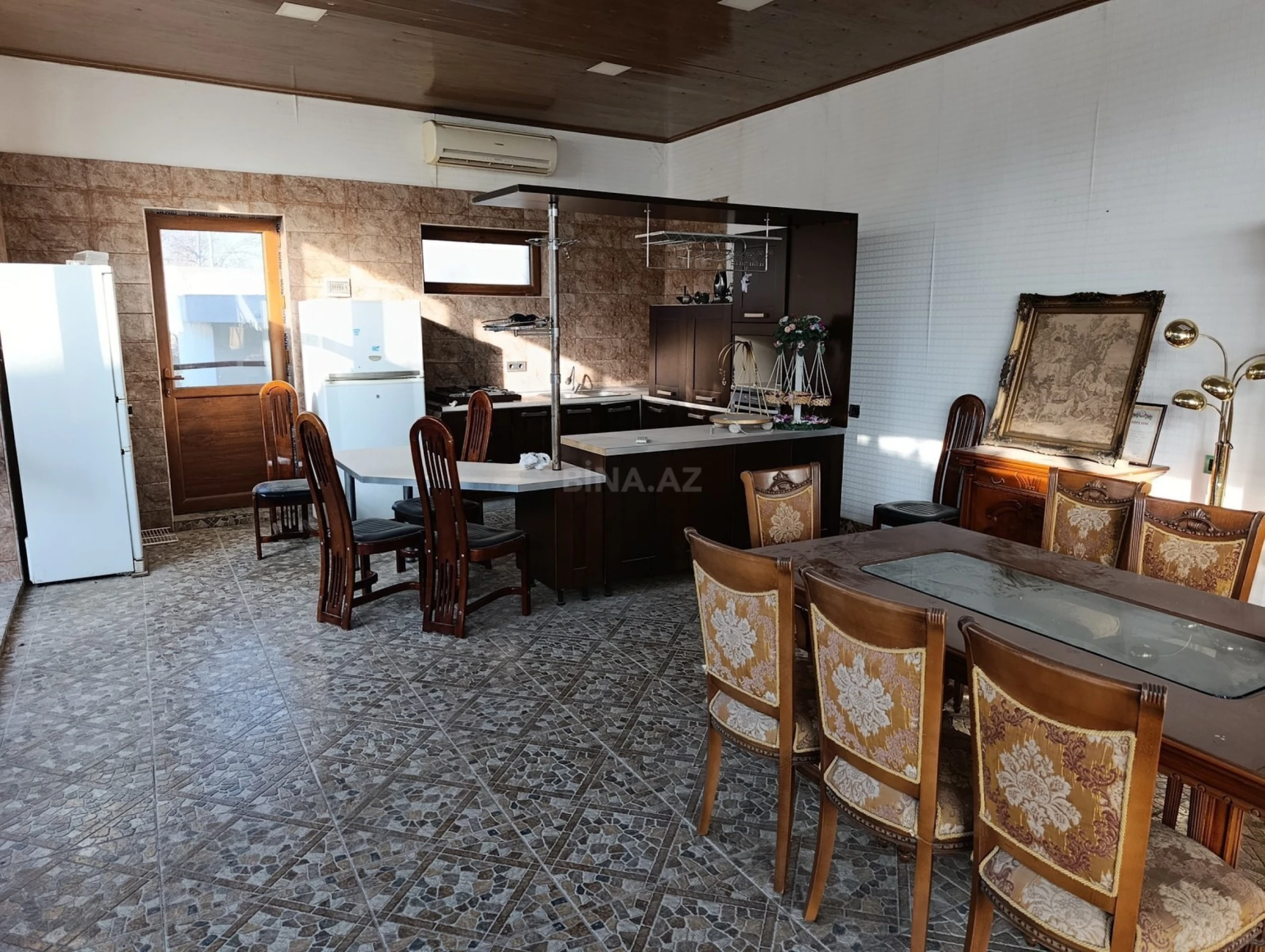 Satılır 5 otaqlı həyət evi 160 m²