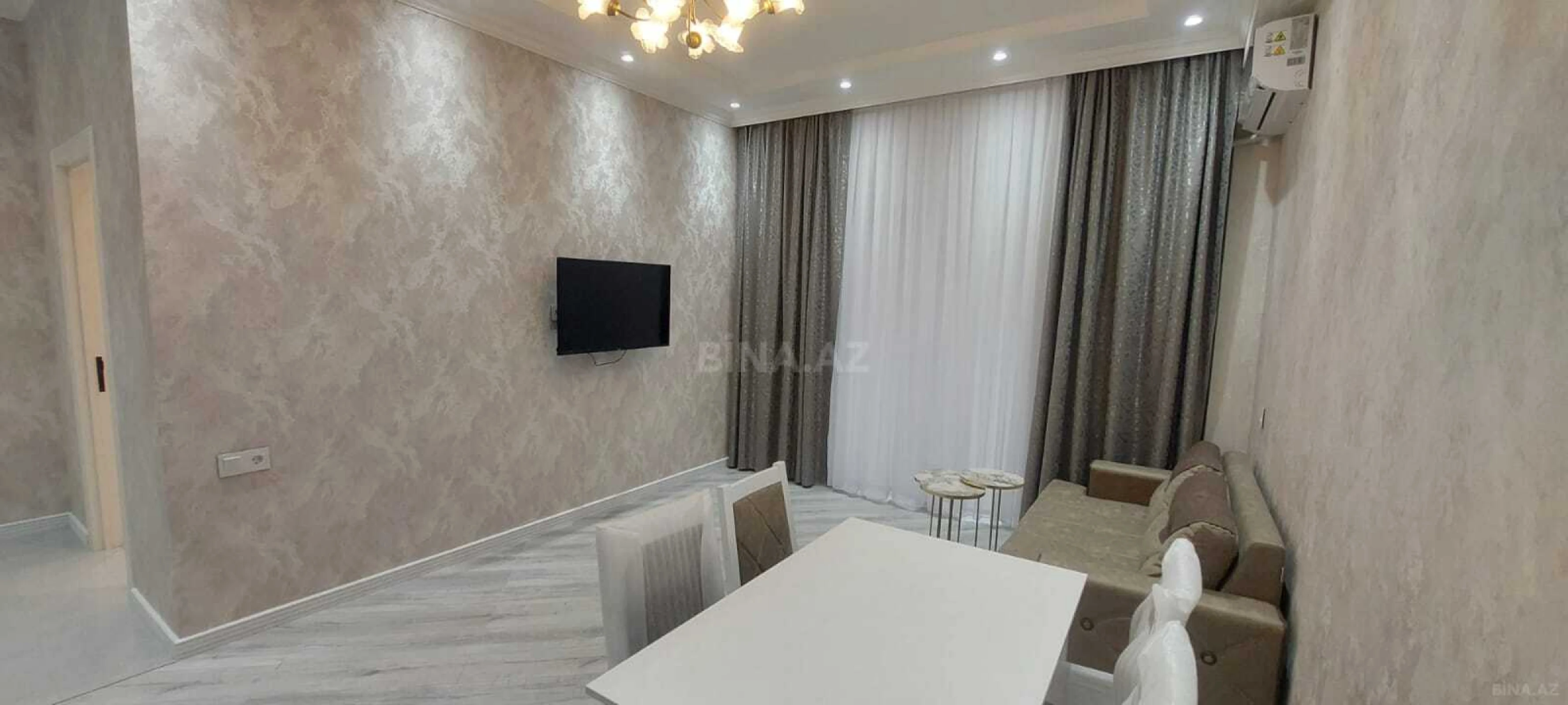 Kirayə verilir 2 otaqlı mənzil 55 m²