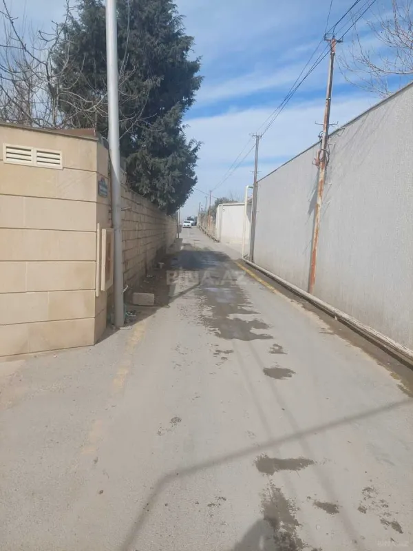 Satılır 5 otaqlı həyət evi 238 m²