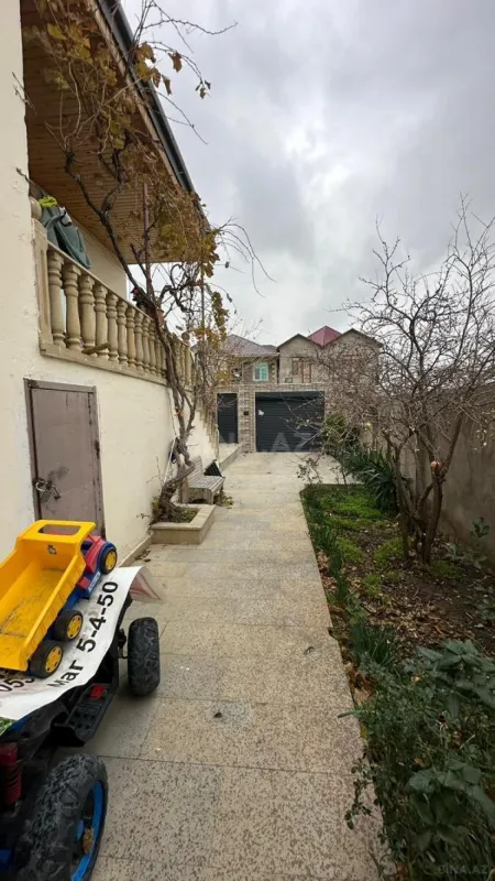 Satılır 3 otaqlı həyət evi 130 m²